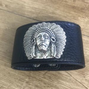 Black 🖤 Bracelet w/Indian Headress